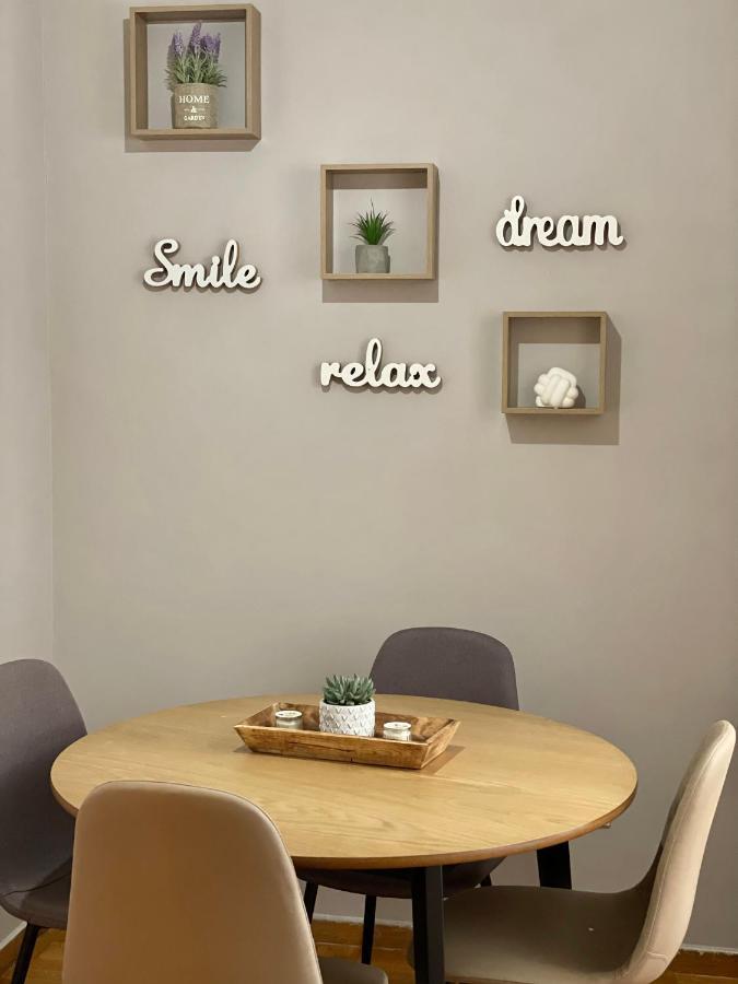 Vivian Modern Apartment أثينا المظهر الخارجي الصورة